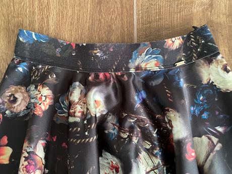 Kvetinkova sukna, fracomina,40