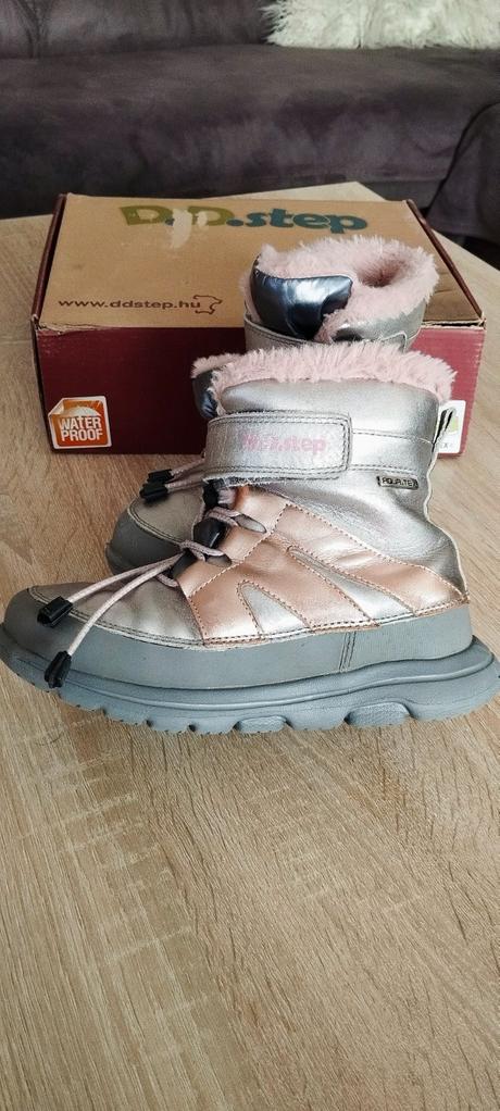 D.d.step, d.d.step,33