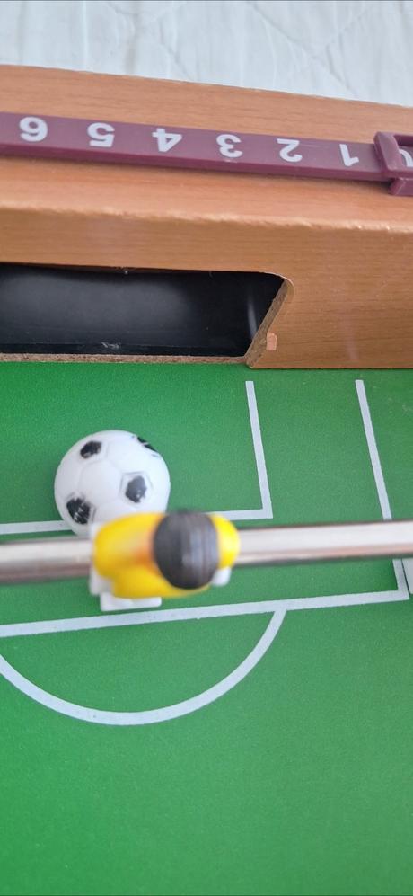 Stolný futbal, 