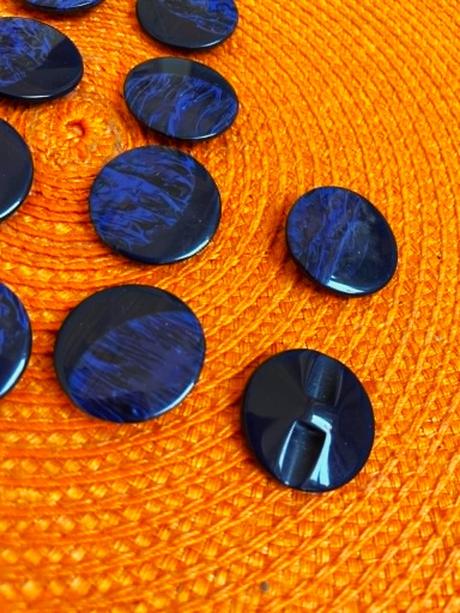 Modré gombíky / 14 ks,