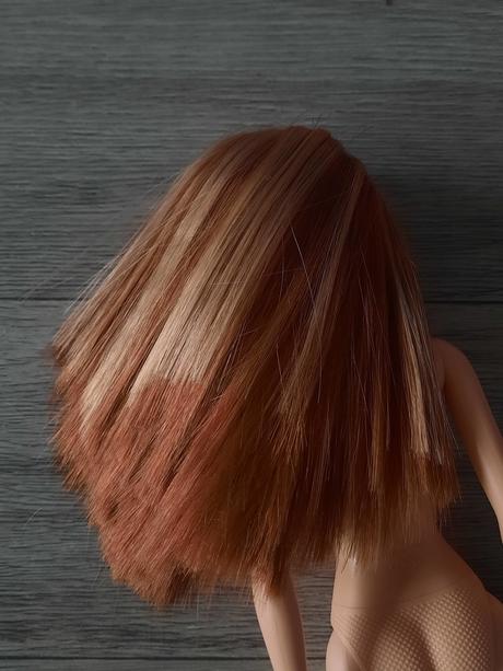 Barbie fashion fever drew ryšavka 2004,