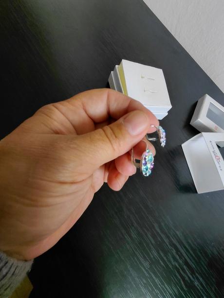 Strieborné náušnice s krištálmi swarovski, 