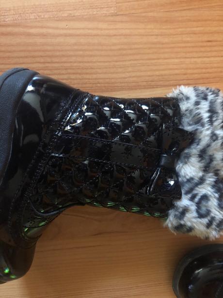 Lakove čižmičky 23, 23