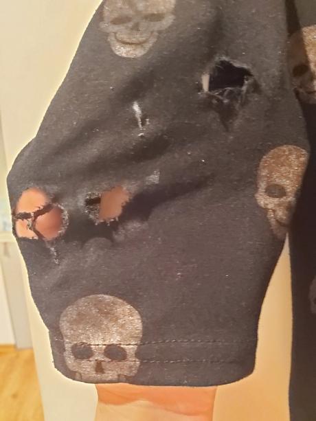 Tričko s lebkami., s