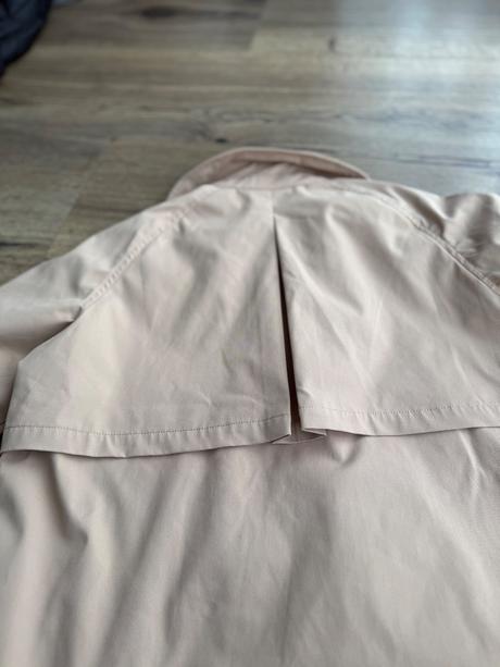 Trenckot, reserved,122