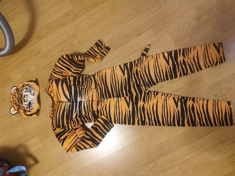 Kostým tiger,