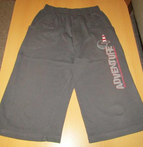 Trojštvrťové nohavice, 164