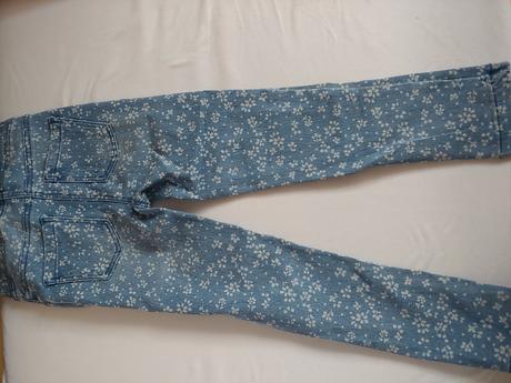Predam dievcenske nohavice, cherokee,116
