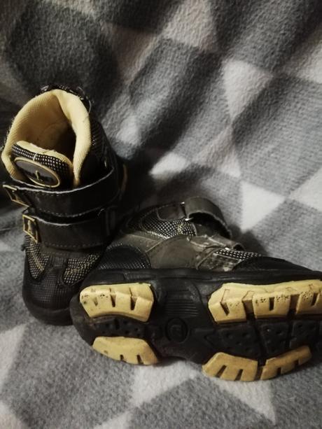 Topánky prechodné, 24