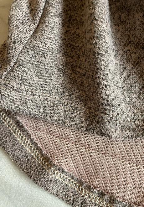 Mikinka z dovozu s aplikáciou ponny v. 122/128, 122