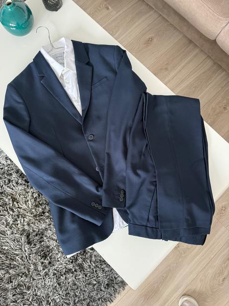 Chlapčenský oblek, 170