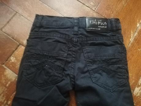 Nohavice čierne, 98