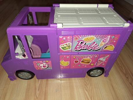 Barbie bufet auto, 