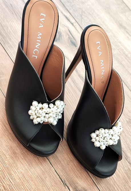 Šľapky na opatku, 37