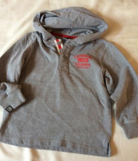 Športová mikina s kapucou v. 110/116, 110