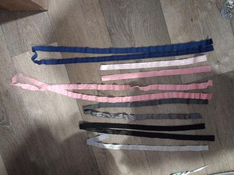 Lemovacie šikmé elastické prúžky-guma 19mm,