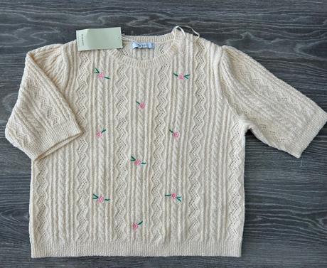 Úpletové tričko s ružičkami, reserved,36 / 38 / l / m / s