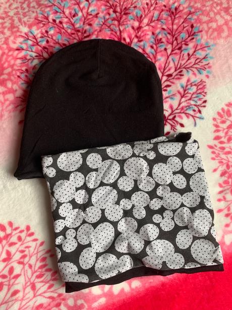 Set čiapka -nakrcnik, 146