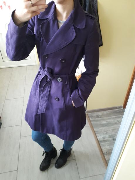 Fialový trenchcoat/trenčkot, 34