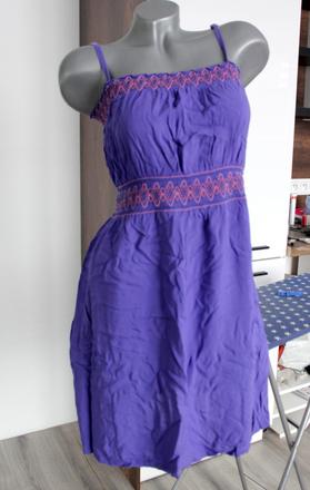 Saty, reserved,m