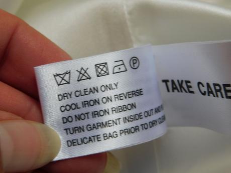 Luxusne velmi pekne šaty, 40