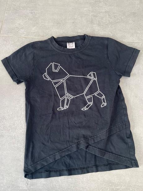 Asymetricke tricko, 128