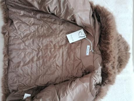 Kožušinový kabát, m / s