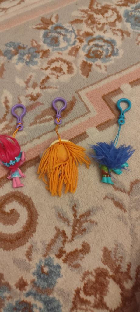 3 kľúčenky trollkovia,