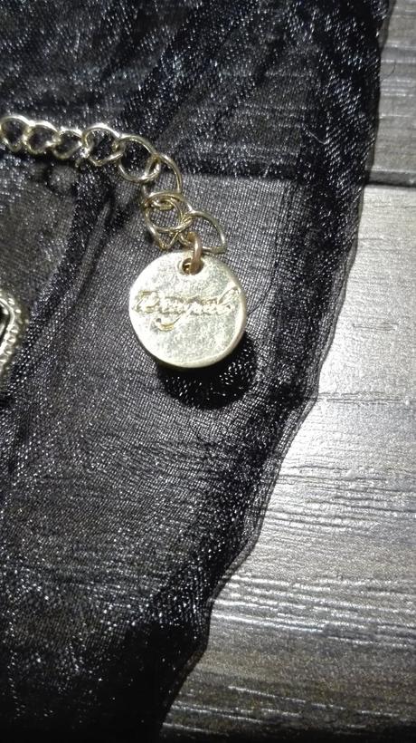 Nahrdelnik desigual, desigual