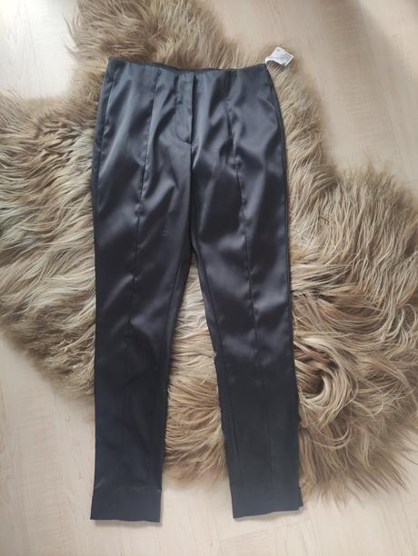 Bodkovane saty, zara,s