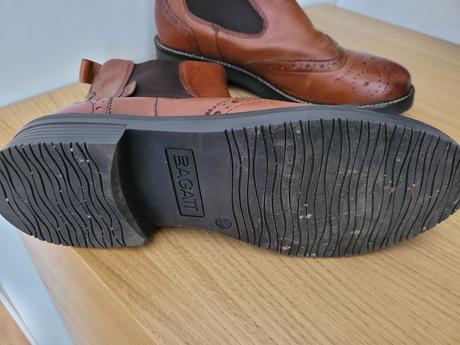 Kožené topánky, 39