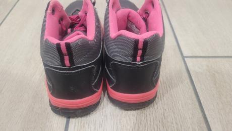 Prechodné topánky, 33