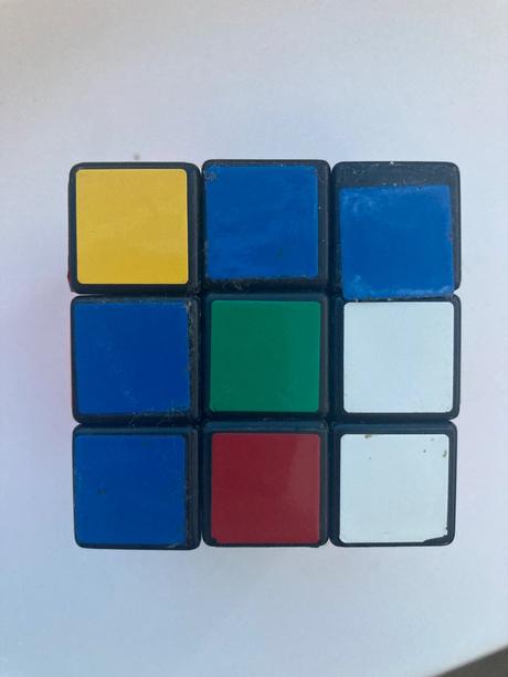 Retro rubikova kocka, 