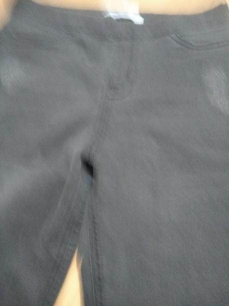 Cierne dzeginsy, primark,158