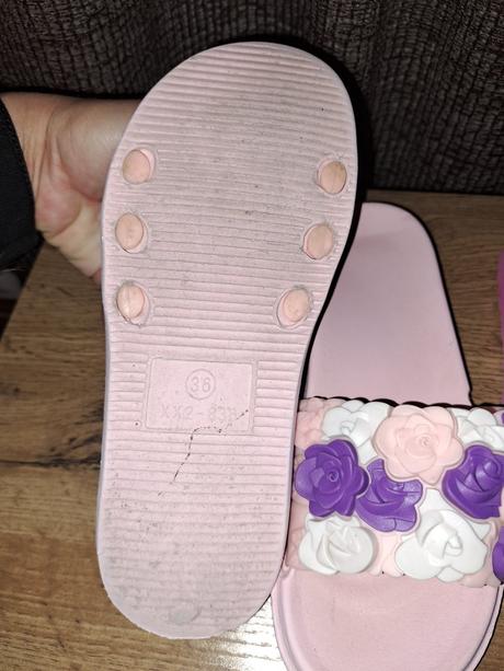 Šľapky a žabky, next,36