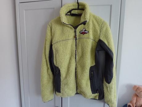 Mikina zelená športová, 158