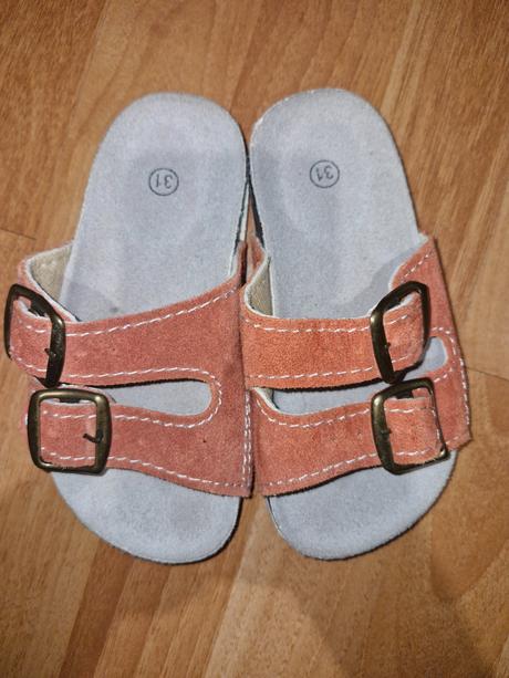 Dievčenské slapky, 31