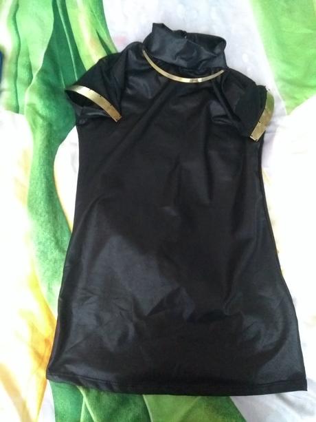 Top so zlatými aplikaciami, miss fiori,m