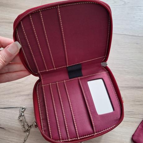 Kabelka, david jones