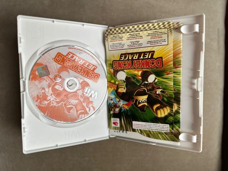 Wii nintendo - donkey kong - darujem k nákupu, 
