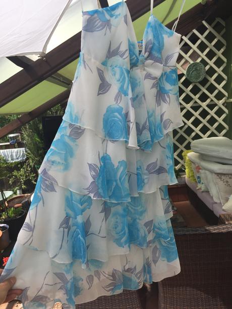 Letné kvetinové saty, m