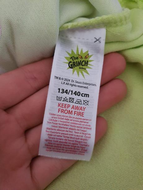 Grinch pyzamo 134-140, 134