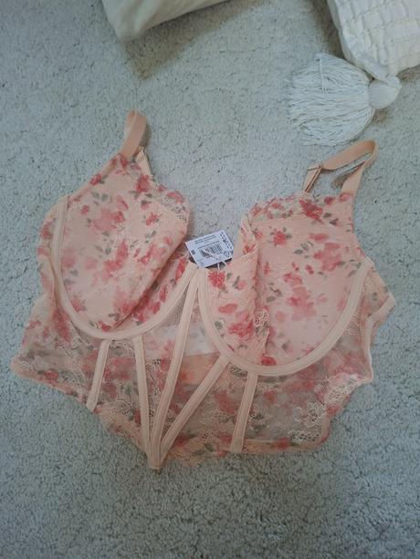 Podprsenka 80d, sinsay,80d