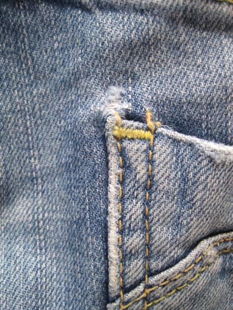 Potrhané rifle zara, zara,s