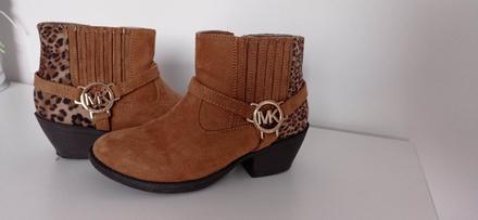 Prechodne cizmicky, 31