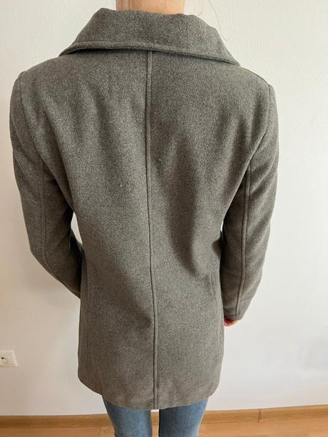 Dámsky zimný kabát bershka veľ. m, bershka,m