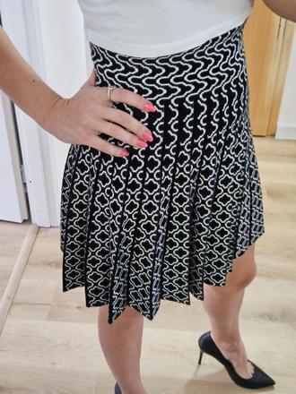 Sukňa jeseň/zima, xs