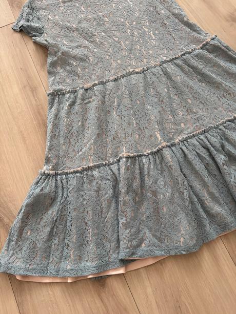 Čipkove volanove šaty, mohito,m