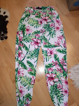 Dámske voľné  nohavice 32/34, xs