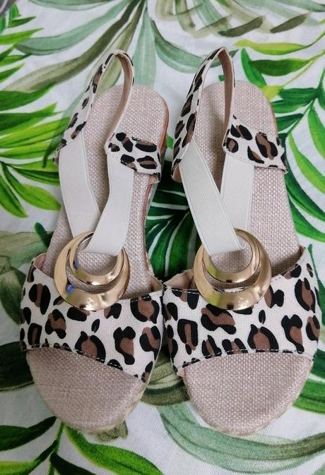 Leopardie sandále, 37